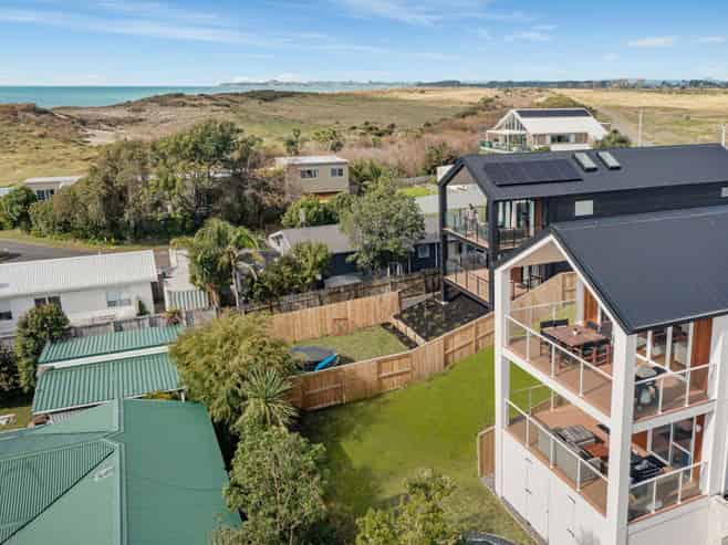 1335D Papamoa Beach Road, Papamoa