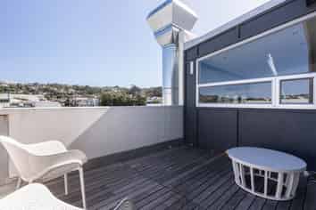 Premium Johnsonville Office