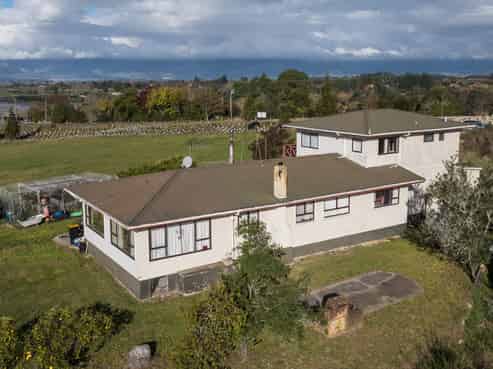 17 Bronte Road East, Tasman