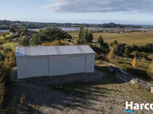 17 Bronte Road East, Tasman