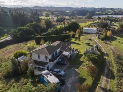 17 Bronte Road East, Tasman