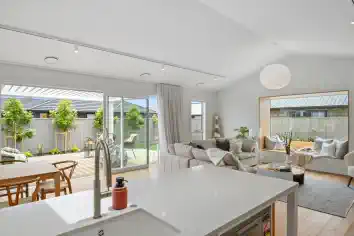 6 Parua Bay Drive, Kaukapakapa