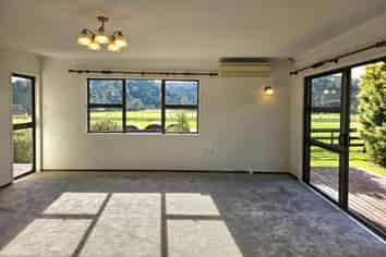 946 Coatesville Riverhead Highway, Coatesville