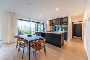13 Lancewood Terrace, Oceanview