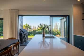 13 Lancewood Terrace, Oceanview