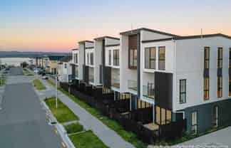 12 Pilot Drive, Hobsonville