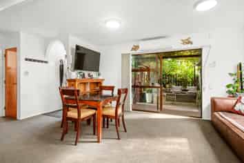 2/45 Copeland Street, Hutt Central
