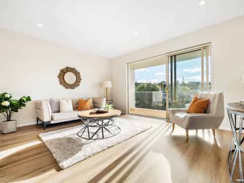 1B Taupiko Place, Green Bay