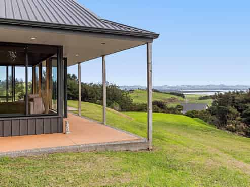 17b Oyster Point Road West, Kaukapakapa
