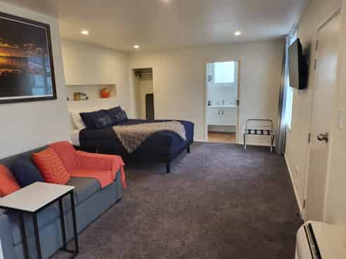FHGC Motel - All Offers Presented - Vendor Finance