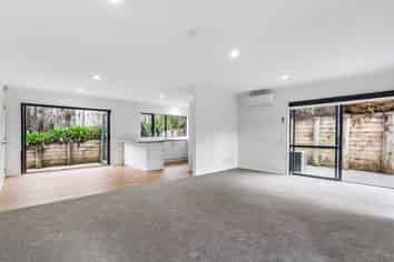5/35 Highgrove Lane, Totara Vale