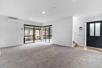 5/35 Highgrove Lane, Totara Vale