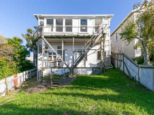 6 Maarama Crescent, Aro Valley