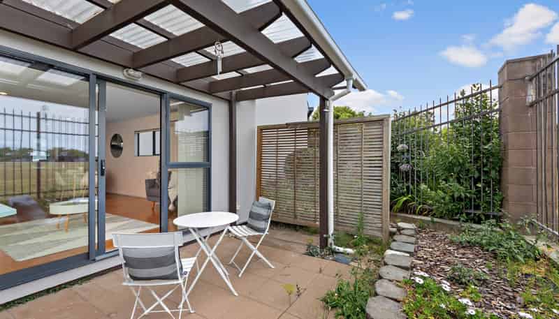 57/42 Holly Street, Avondale