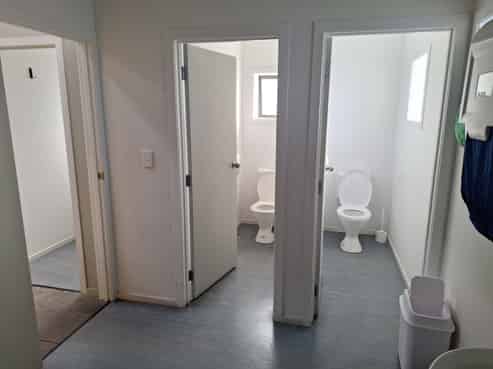 Workshop, Offices and Fenced Yard