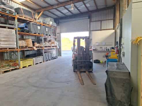 Workshop, Offices and Fenced Yard