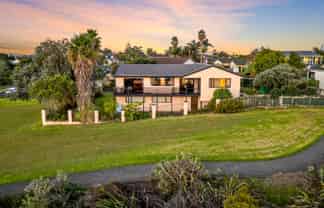 112 Burundi Avenue, Clendon Park