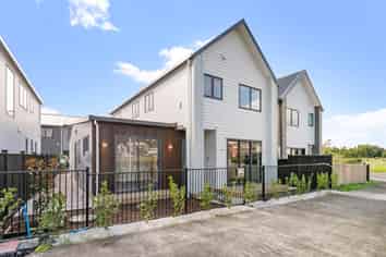 77E  Schoolside Road, Huapai