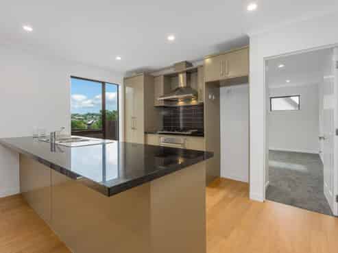 228 Alec Craig Way, Gulf Harbour