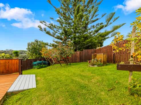 3 Spinella Drive, Bayview