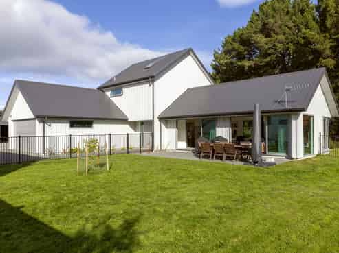 112 Harakeke Drive, Wharewaka