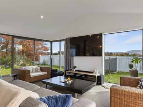 112 Harakeke Drive, Wharewaka