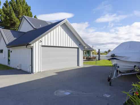 112 Harakeke Drive, Wharewaka
