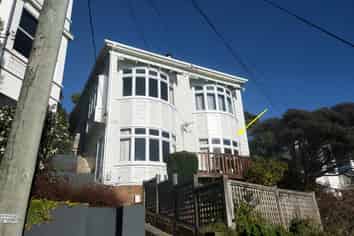 A/27 (Bottom Shannon Street, Mount Victoria