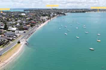 2/17 The Parade, Bucklands Beach