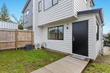 49A  Golf Road, New Lynn