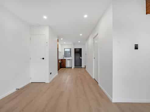 6/72 Tiraumea Drive, Pakuranga