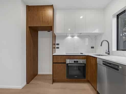 6/72 Tiraumea Drive, Pakuranga