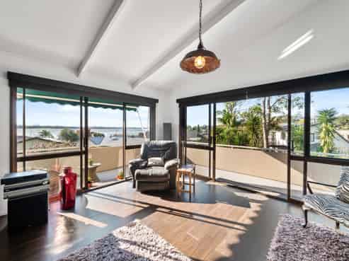 3 Johnston Place, Welcome Bay