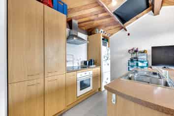 21/220 Thorndon Quay, Thorndon