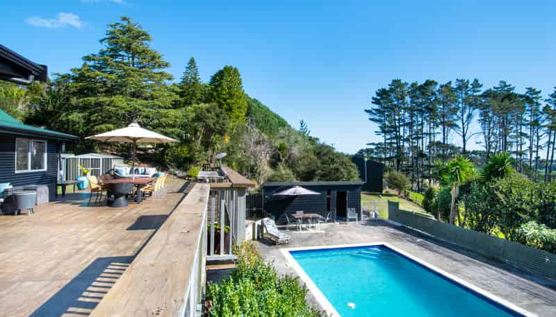 275 Taiapa Road, Muriwai