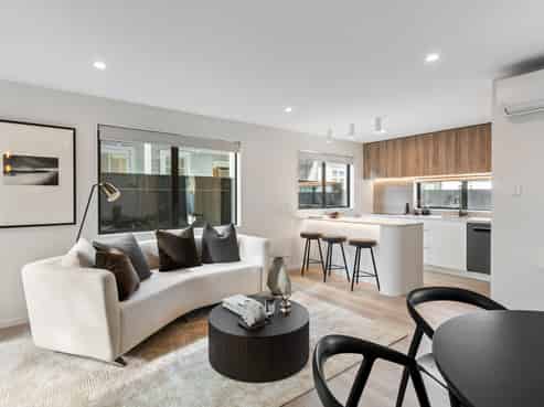 16A Moa Road, Point Chevalier