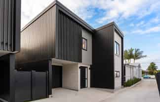 16A Moa Road, Point Chevalier