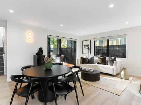 16A Moa Road, Point Chevalier