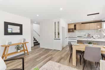 8/156 Coxhead Road, Wattle Downs