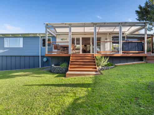5 Hatfield Heights, Hatfields Beach