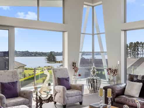 329P Plummers Point Road, Whakamarama