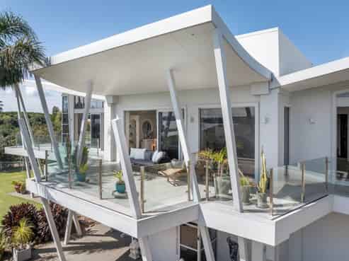 329P Plummers Point Road, Whakamarama