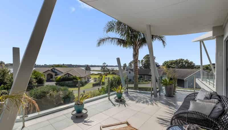 329P Plummers Point Road, Whakamarama