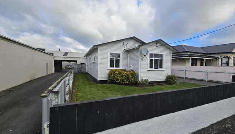 32 Cambria Street, Hawera