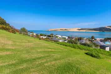 2 Opononi Heights Drive, OPONONI