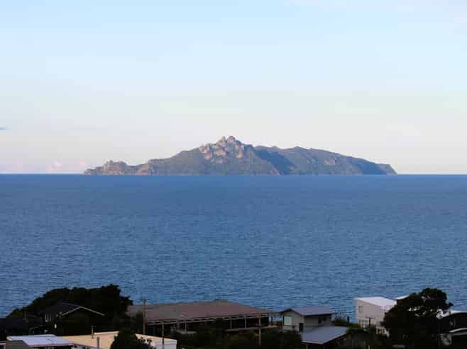 4 Aquarius Lane, Langs Beach