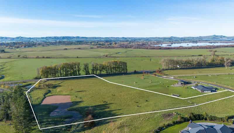 18 JG Wilson Drive, Waipukurau