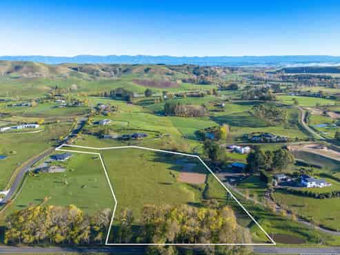 18 JG Wilson Drive, Waipukurau