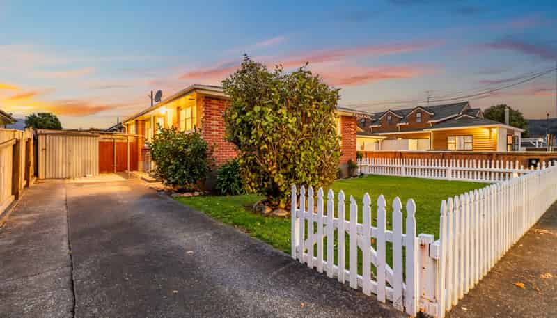 1/6 Oxford Crescent, Ebdentown