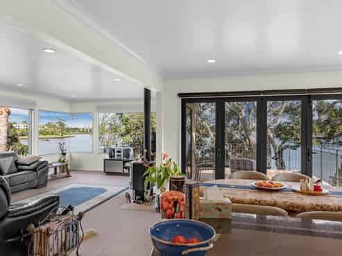 18A Sanctuary Point, Sunnyhills